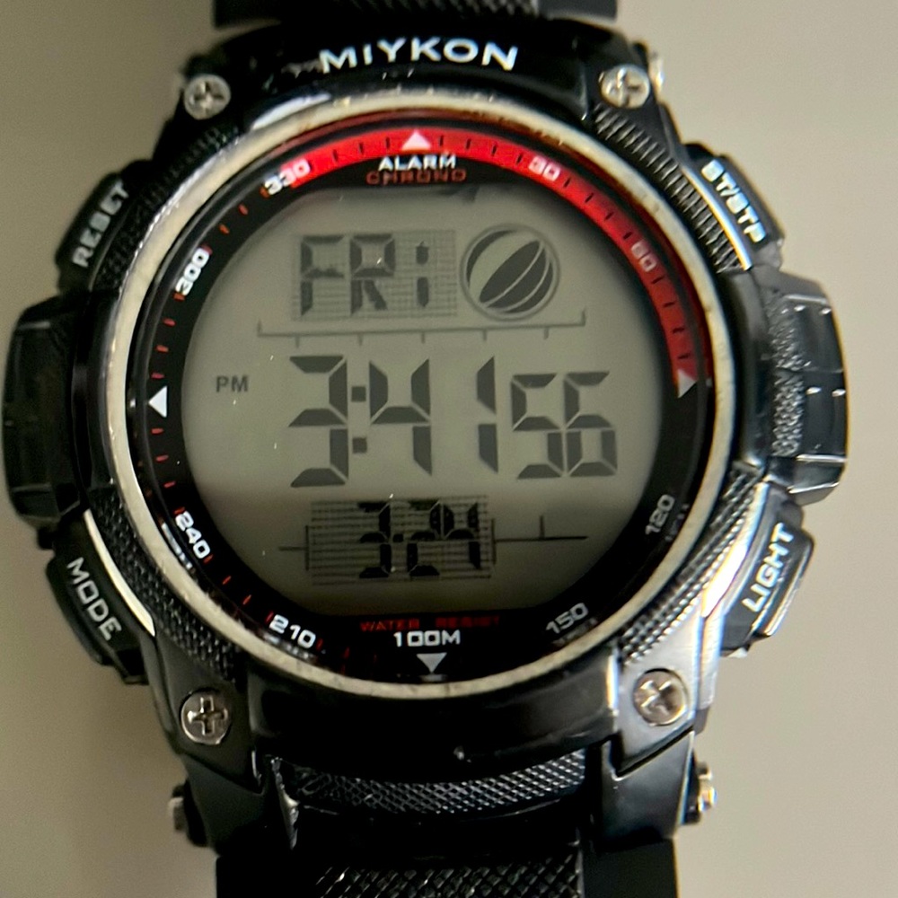 Miykon Men's Water Resistant Watch